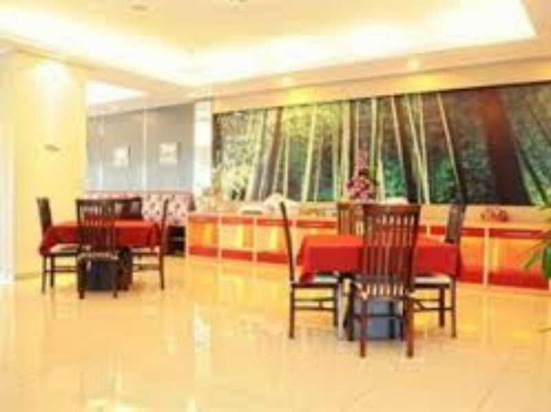 Bekizaar Hotel Surabaya Exterior foto